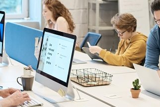 la société ETOWLINE se développe 